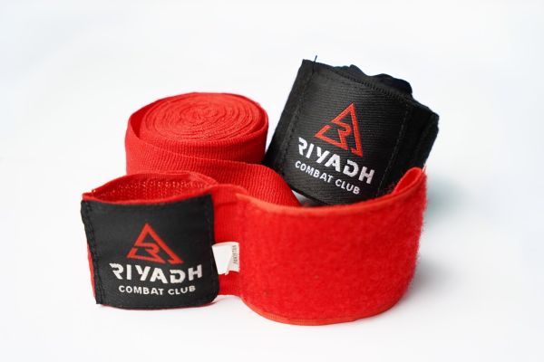 A strap and protector for the wrist joint, 4.5M